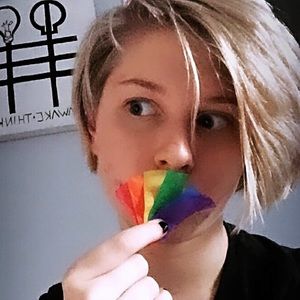 Meet your Posher, Danielle